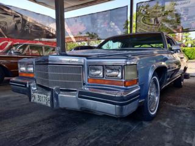 Cadillac Fleetwood Brougham Coupé 