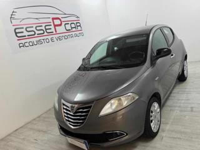 Lancia Ypsilon 1.2 69 Cv 5 Porte S&s Silver Grandinata 