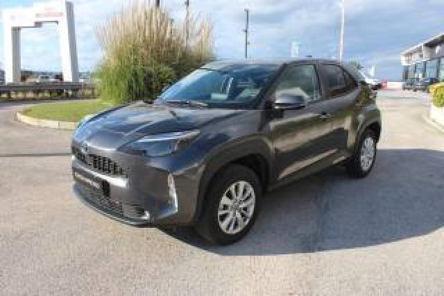 Toyota Yaris Cross 1.5 Hybrid 5p. E-Cvt Active 