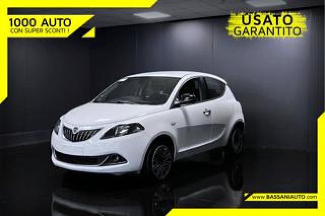 Lancia Ypsilon 1.0 Firefly 5 Porte S&s Hybrid Ecochic Gold 