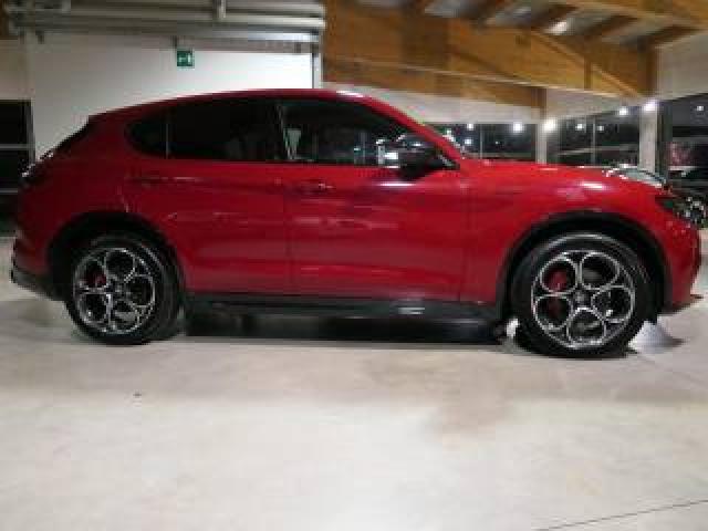 Alfa Romeo Stelvio 2.0 Turbo 280 Cv At8 Q4 Veloce 