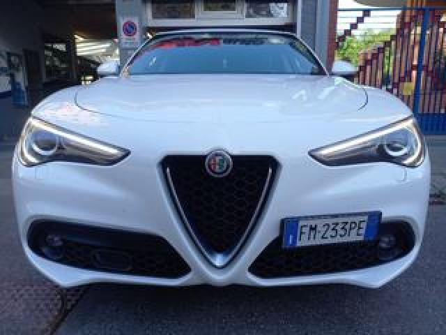 Alfa Romeo Stelvio 2.2 Turbodiesel 210 Cv At8 Q4 Executive 