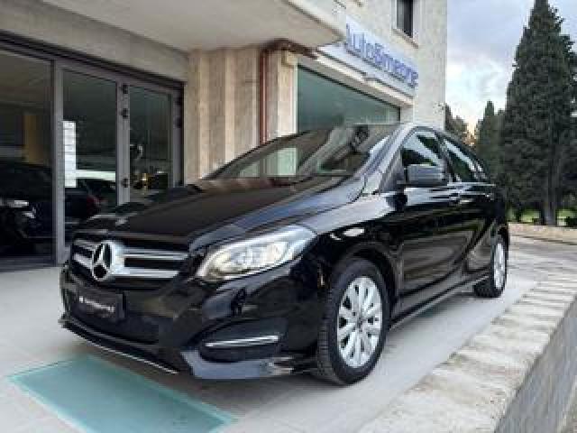 Mercedes Benz B 180 D Automatic Business Extra Telecamera-Fari Led 