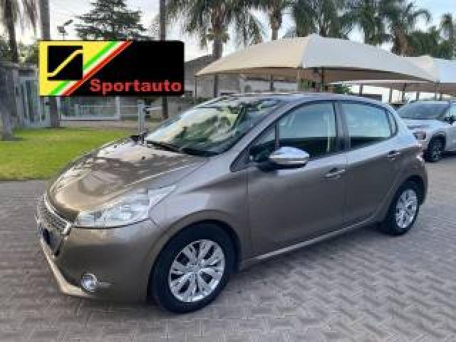 Peugeot 208 1.4 8v Hdi 68cv 5p. Active 