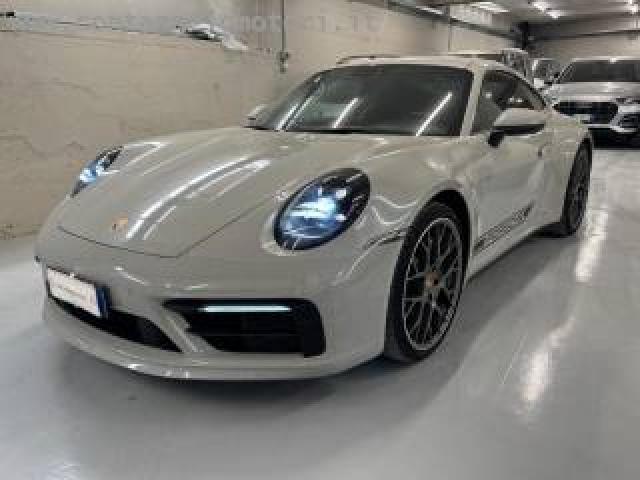 Porsche 911 Carrera 