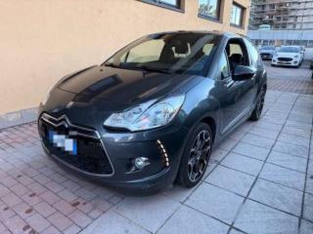 Ds Automobiles Ds 3 1.4 Vti 95 Cmp-5 Just Black 