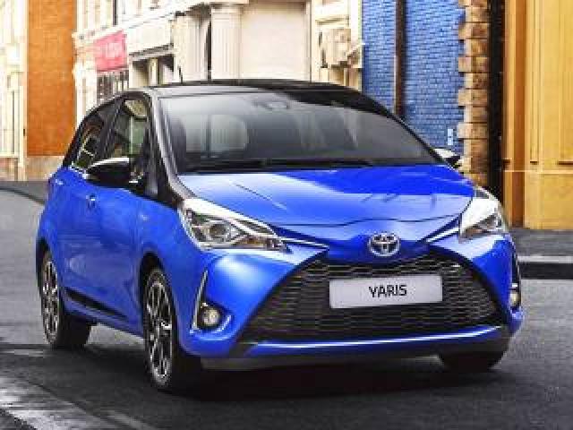 Toyota Yaris 1.5 Hybrid 5 Porte Style Tetto Panoramico 
