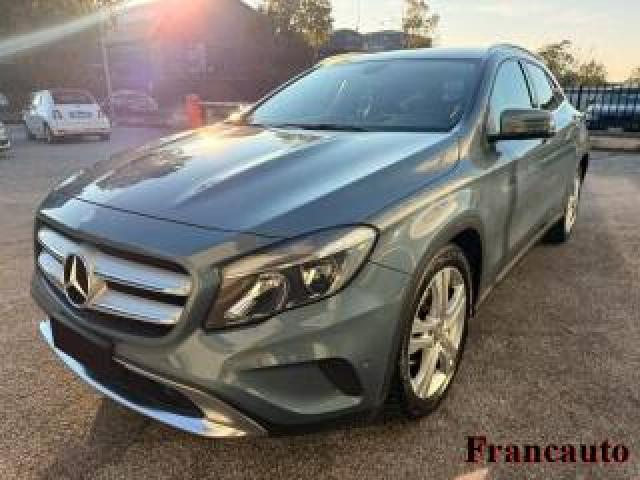Mercedes Benz Gla 200 Cdi Premium 