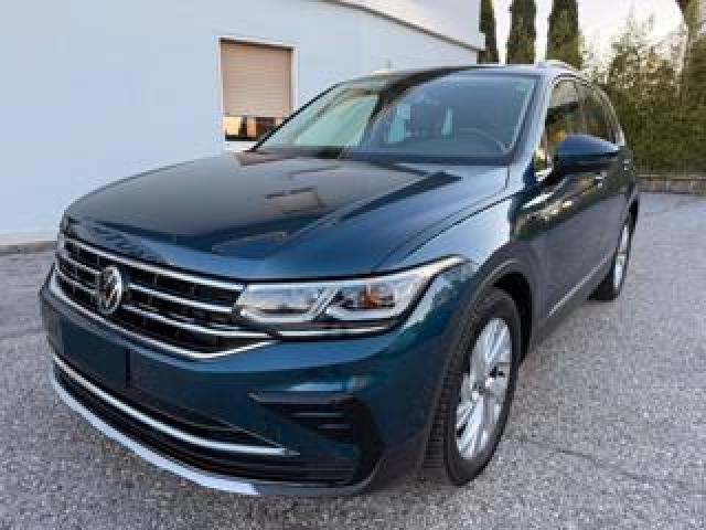 Volkswagen Tiguan 2.0 Tdi 150 Cv Scr Dsg R-Line 