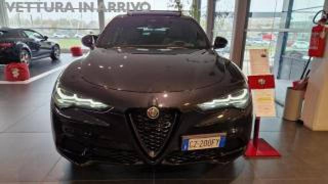 Alfa Romeo Stelvio 2.0 Turbo 280 Cv At8 Q4 Veloce 