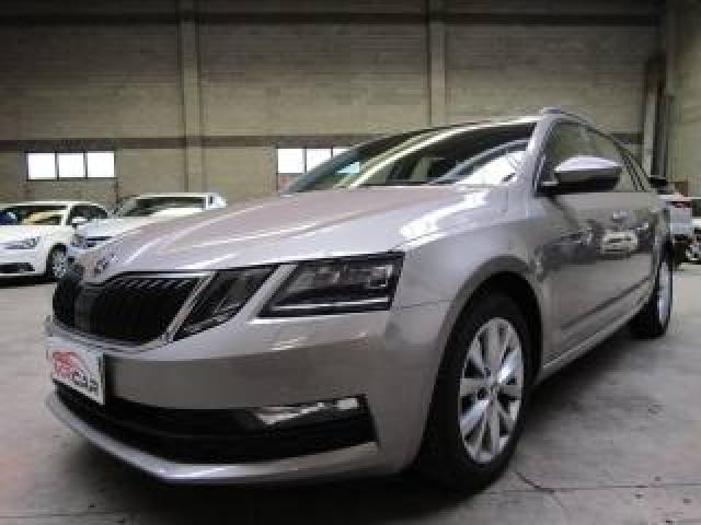 Skoda Octavia Wagon 2.0 Tdi Scr Executive 4x4 Dsg * 208.000 Km * 