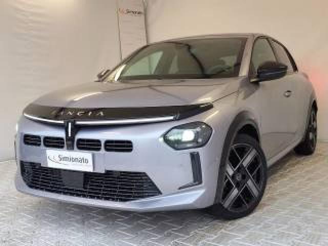 Lancia Ypsilon Hybrid E-Dct 