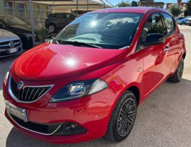 Lancia Ypsilon 1.0 Firefly 5 Porte S&s Hybrid Gold 