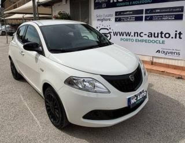 Lancia Ypsilon 1.0 Firefly 5 Porte S&s Hybrid Silver 