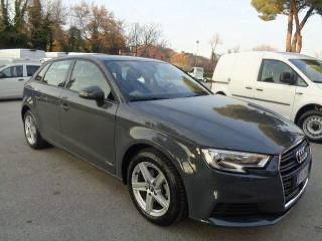 Audi A3 Spb 30 G-Tron S Tronic Business 