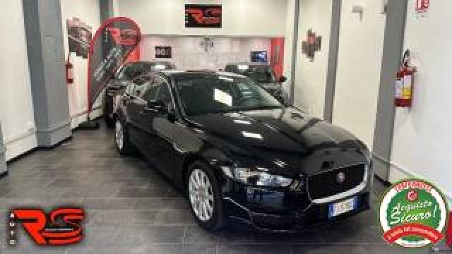 Jaguar Xe 2.0 D Turbo 180cv Aut. Pure Business Edition 