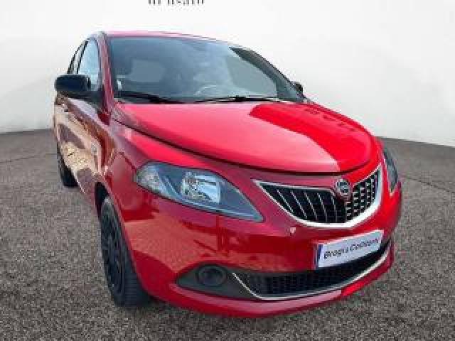 Lancia Ypsilon 1.0 Firefly Hybrid Silver S&s 70cv 