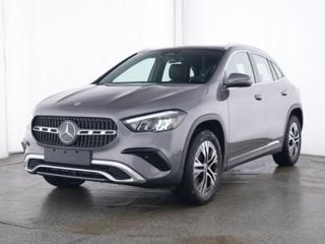Mercedes Benz Gla 180 D Automatic Progressive Advanced 
