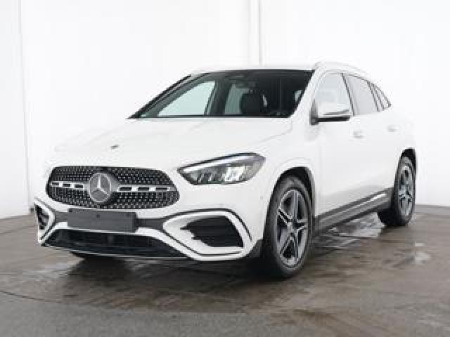Mercedes Benz Gla 180 Automatic Amg Line Premium 