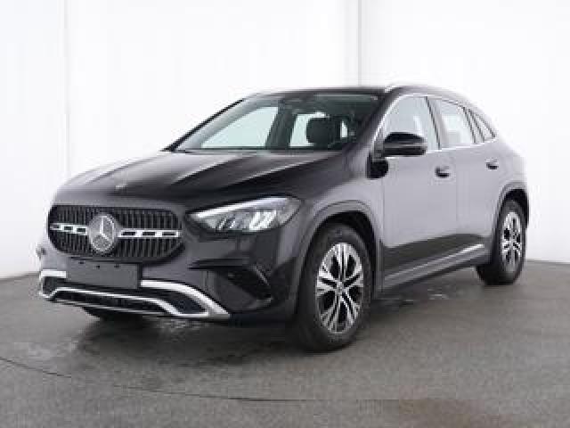Mercedes Benz Gla 180 D Automatic Progressive Advanced 