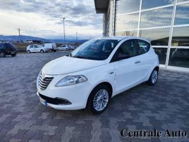 Lancia Ypsilon 1.3 Mjt 16v 95 Cv 5 Porte S&s Gold 