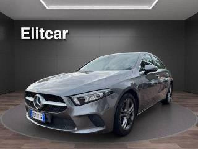 Mercedes Benz A 200 Sport 