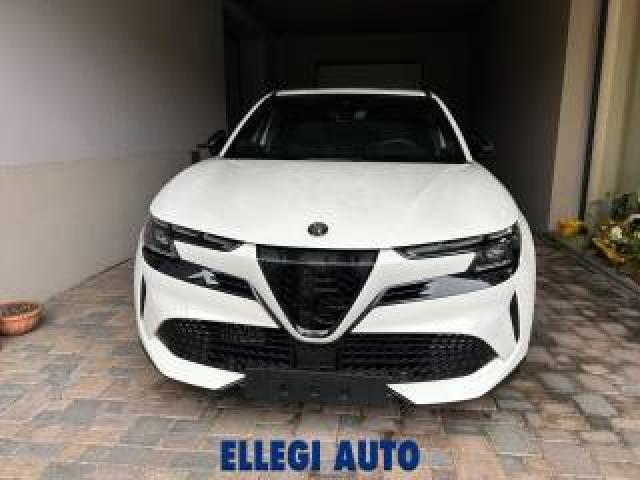 Alfa Romeo Junior 1.2 145 Cv Hybrid Edct6 Speciale Km 0 