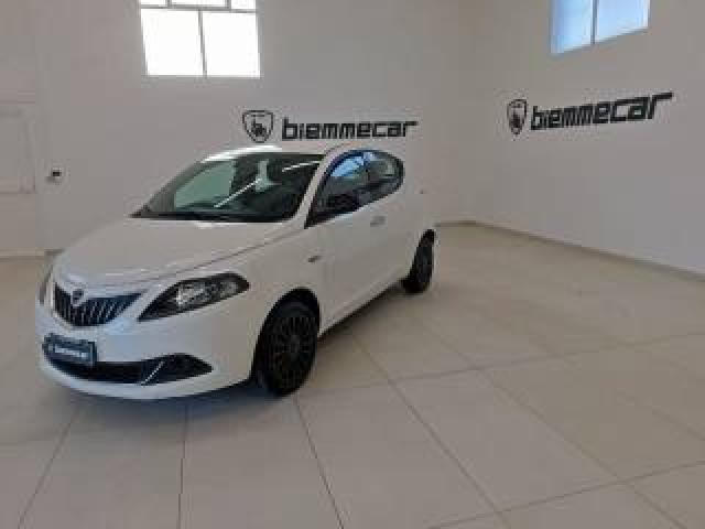 Lancia Ypsilon 1.0 Firefly 5 Porte S&s Hybrid Ecochic Gold I.e 