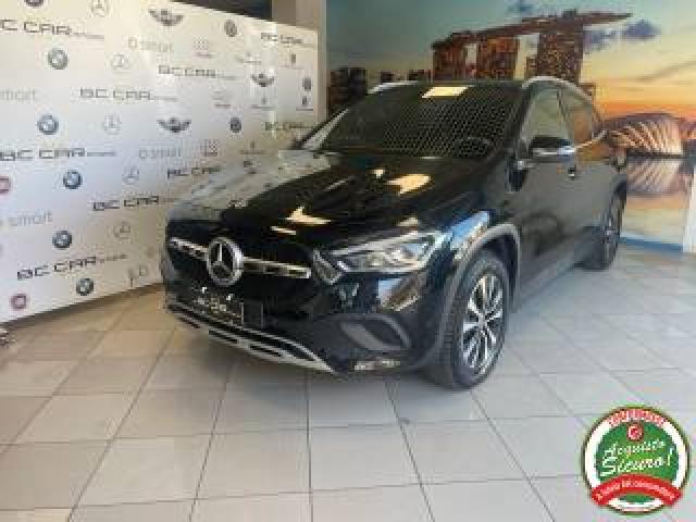 Mercedes Benz Gla 200 D Automatic Business Extra 