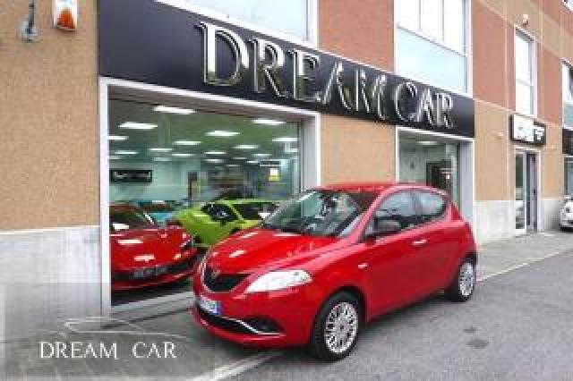 Lancia Ypsilon 1.2 69 Cv 5 Porte Silver 