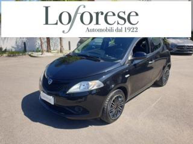 Lancia Ypsilon 1.2 69 Cv 5 Porte Gold 