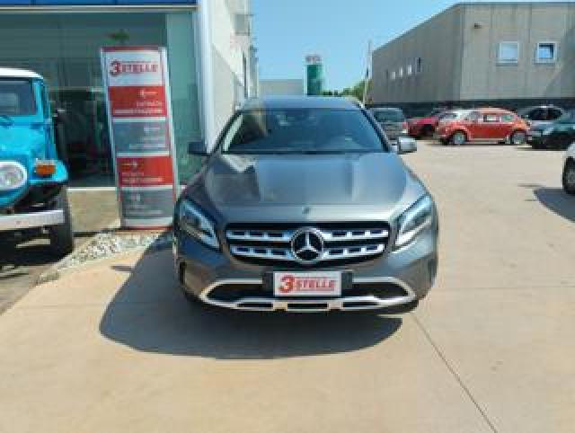 Mercedes Benz Gla 180 D Automatic 4matic Business 
