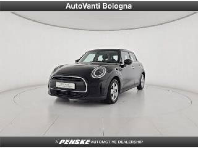 Mini Mini 5 Porte  5p 1.5 One Essential 102cv Auto 