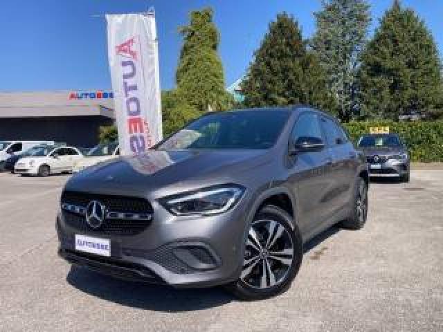 Mercedes Benz Gla 200 D Automatic Sport 