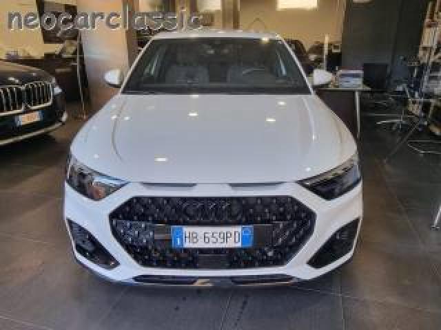Audi A1 Allstreet 30 Tfsi Identity Contrast 