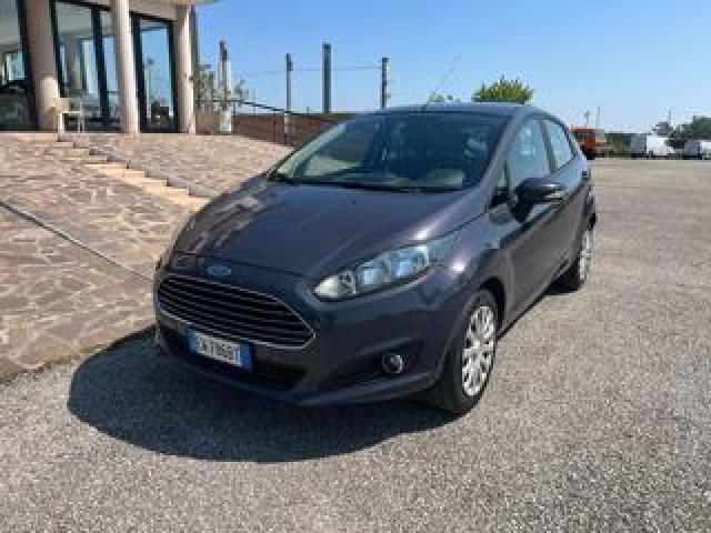 Ford Fiesta 1.4 5p. Bz.- Gpl Titanium 