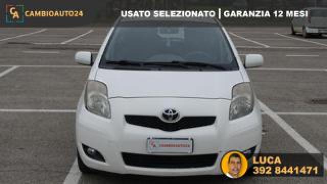 Toyota Yaris 1.300 100 Cv, 5 Porte, Versione sol, Garanzia.. 