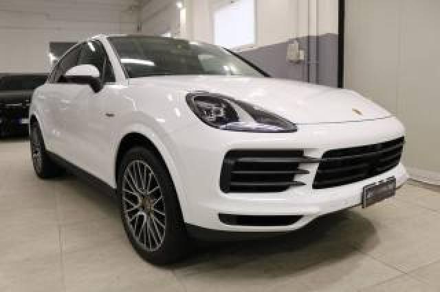 Porsche Cayenne Coupé 3.0 V6 E-Hybrid pari Al Nuovo 