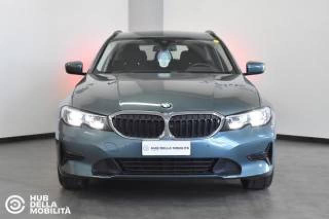 Bmw 320 D 48v Xdrive Touring Business Advantage Aut. 