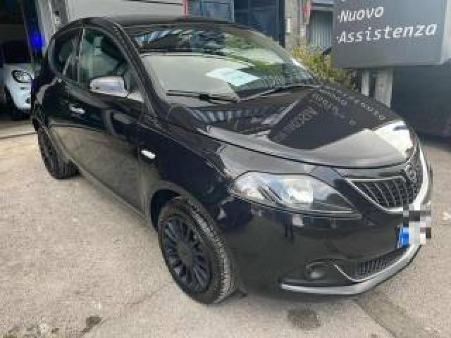 Lancia Ypsilon 1.0 Firefly 5 Porte S&s Hybrid 70cv 