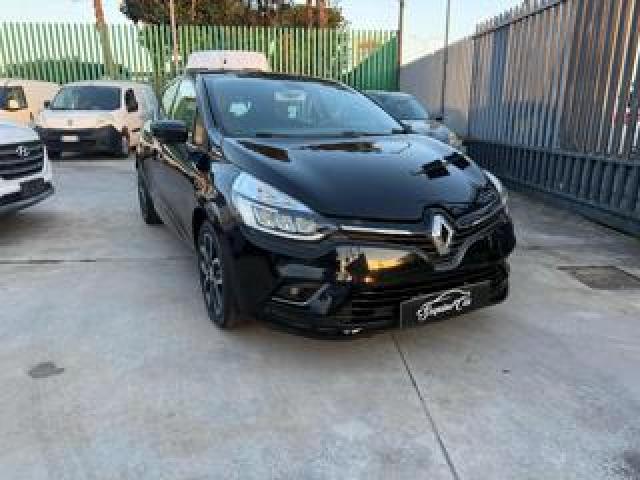 Renault Clio Dci 8v 75 Cv 5 Porte Moschino Intens 