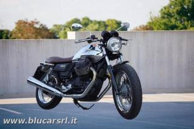 Moto Guzzi V7 Iii 50° Anniversario N.689 / 1000 