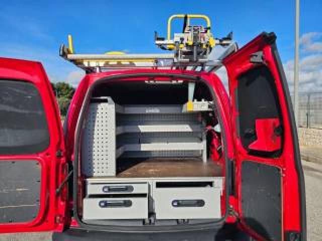 Volkswagen Caddy 2.0 Tdi 110 Cv 4motion. Van Allestito Officina 