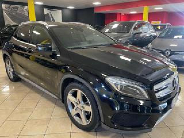 Mercedes Benz Gla 200 Cdi Premium*automatica/navi/led* 