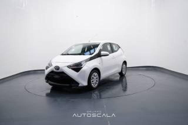 Toyota Aygo 1.0 Vvt-I 72 Cv 5 Porte X-Play 