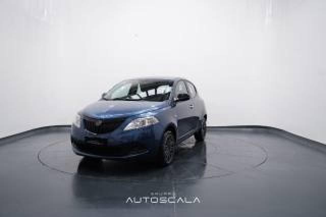 Lancia Ypsilon 1.0 Firefly 5 Porte S&s Hybrid Silver Plus 
