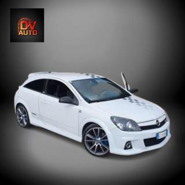 Opel Astra 2.0 Opc 