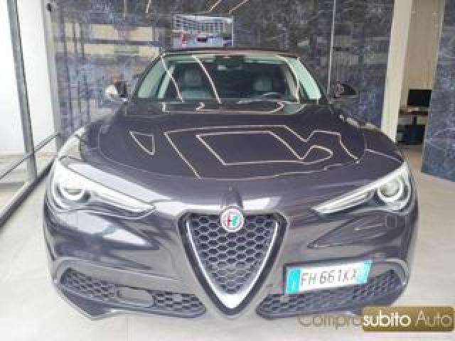 Alfa Romeo Stelvio 2.0 Turbo 280 Cv At8 Q4 Super 