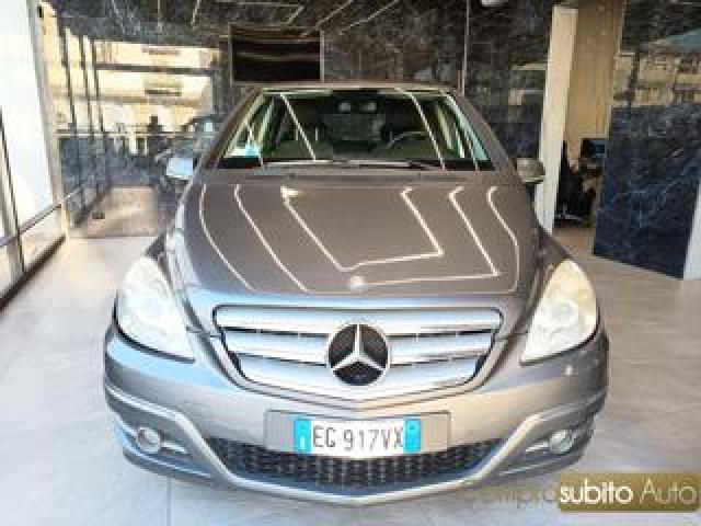Mercedes Benz B 200 Cdi Premium 