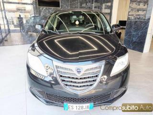 Lancia Ypsilon 1.2 69 Cv 5 Porte Gold 